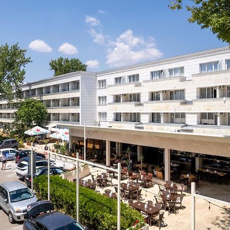 Hotel Venus Мамая Екстериор снимка